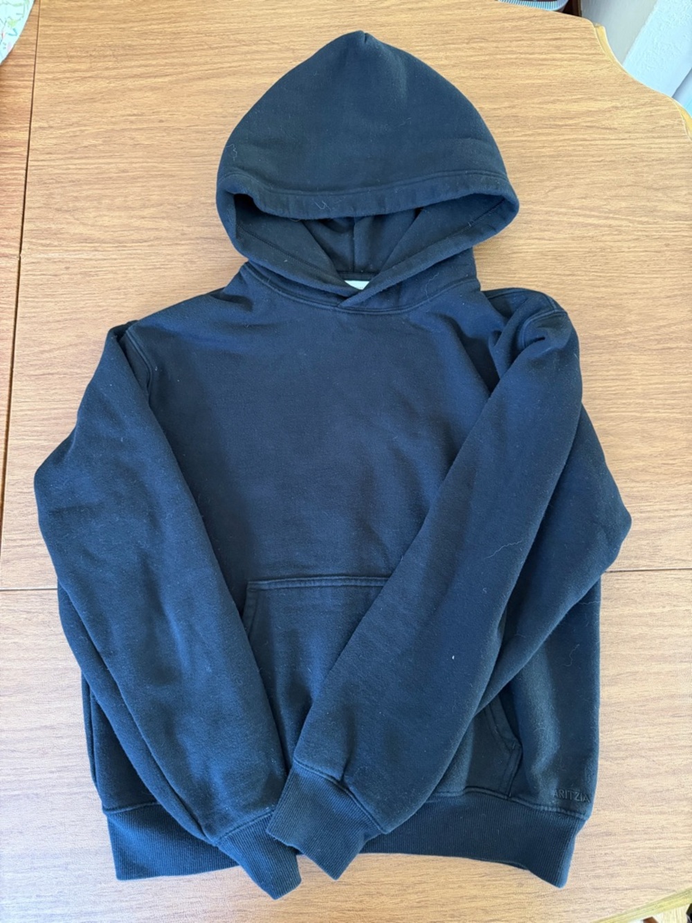 Aritzia Perfect Fit Black Hoodie